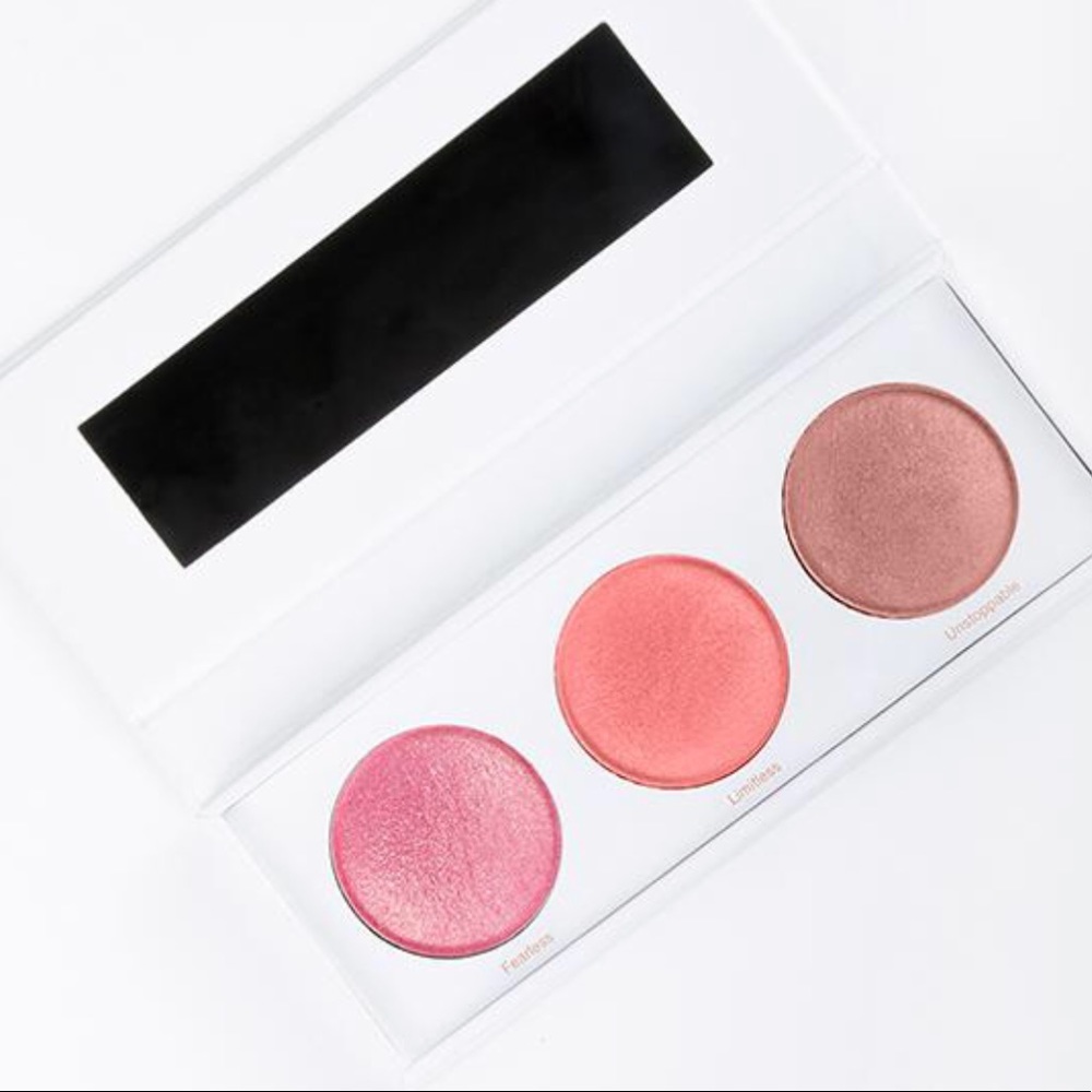 REALHER Blush Kit